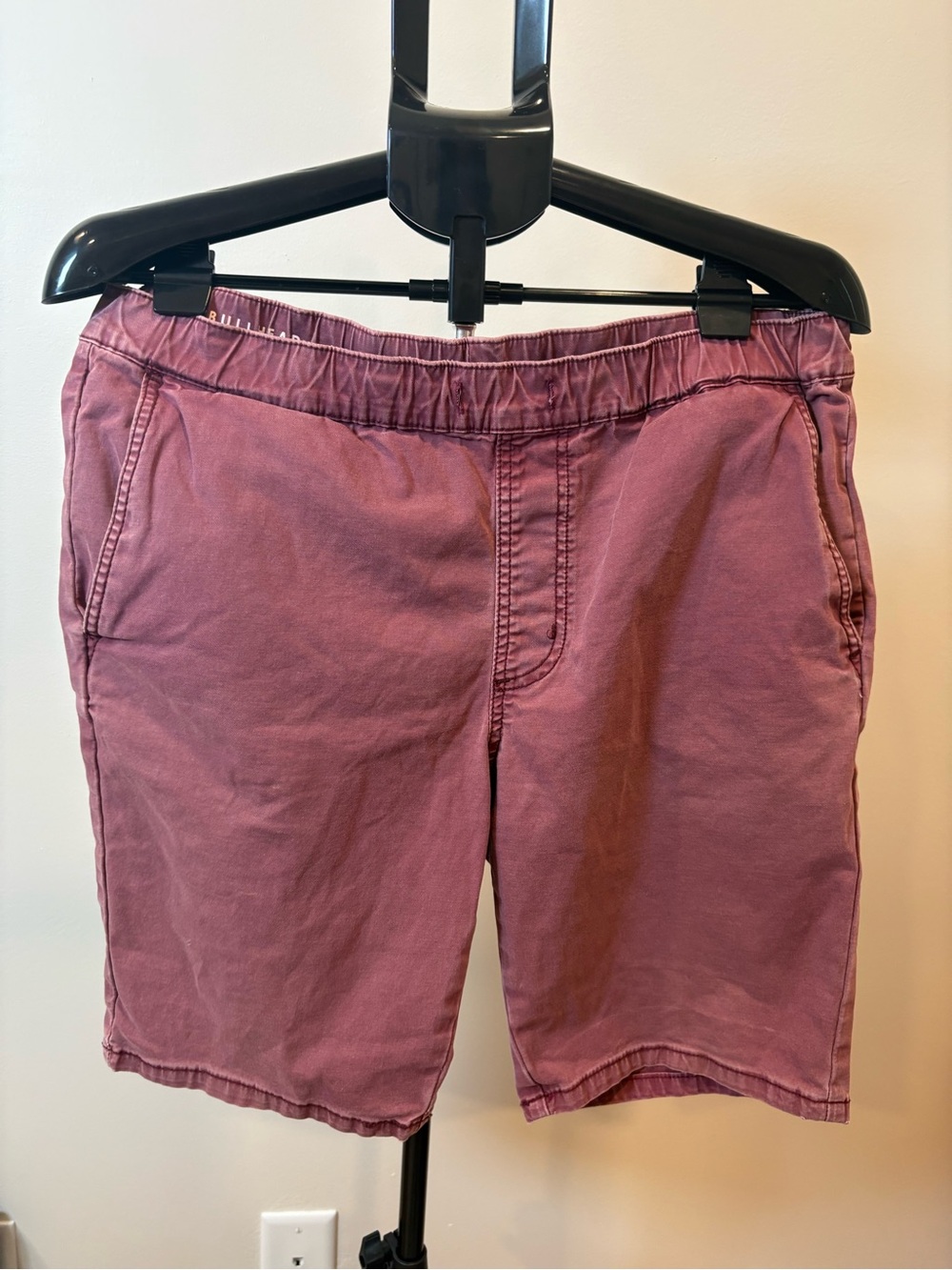 Bullhead Men's Flat Front Elastic-Waist Shorts in Dusty Mauve
